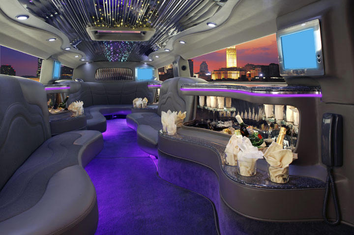 Hummer limousine for parties and events
